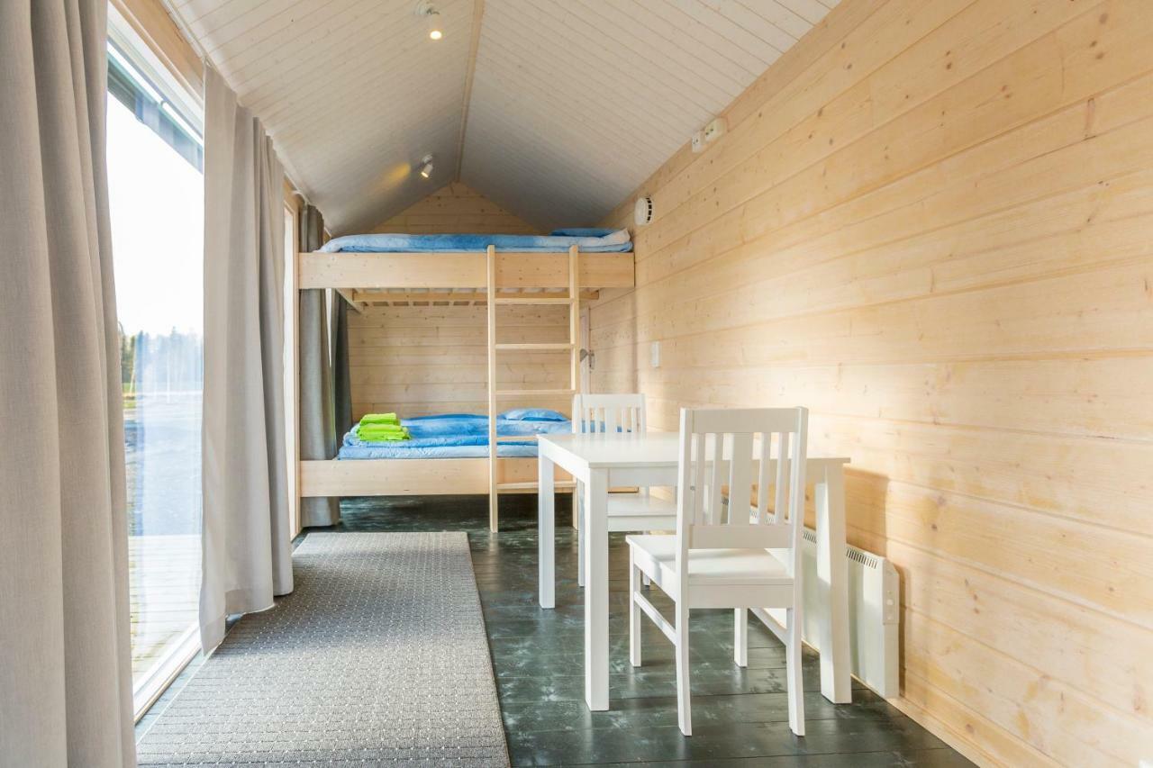Niemenharjun Matkailukeskus Hotell Pihtipudas Exteriör bild