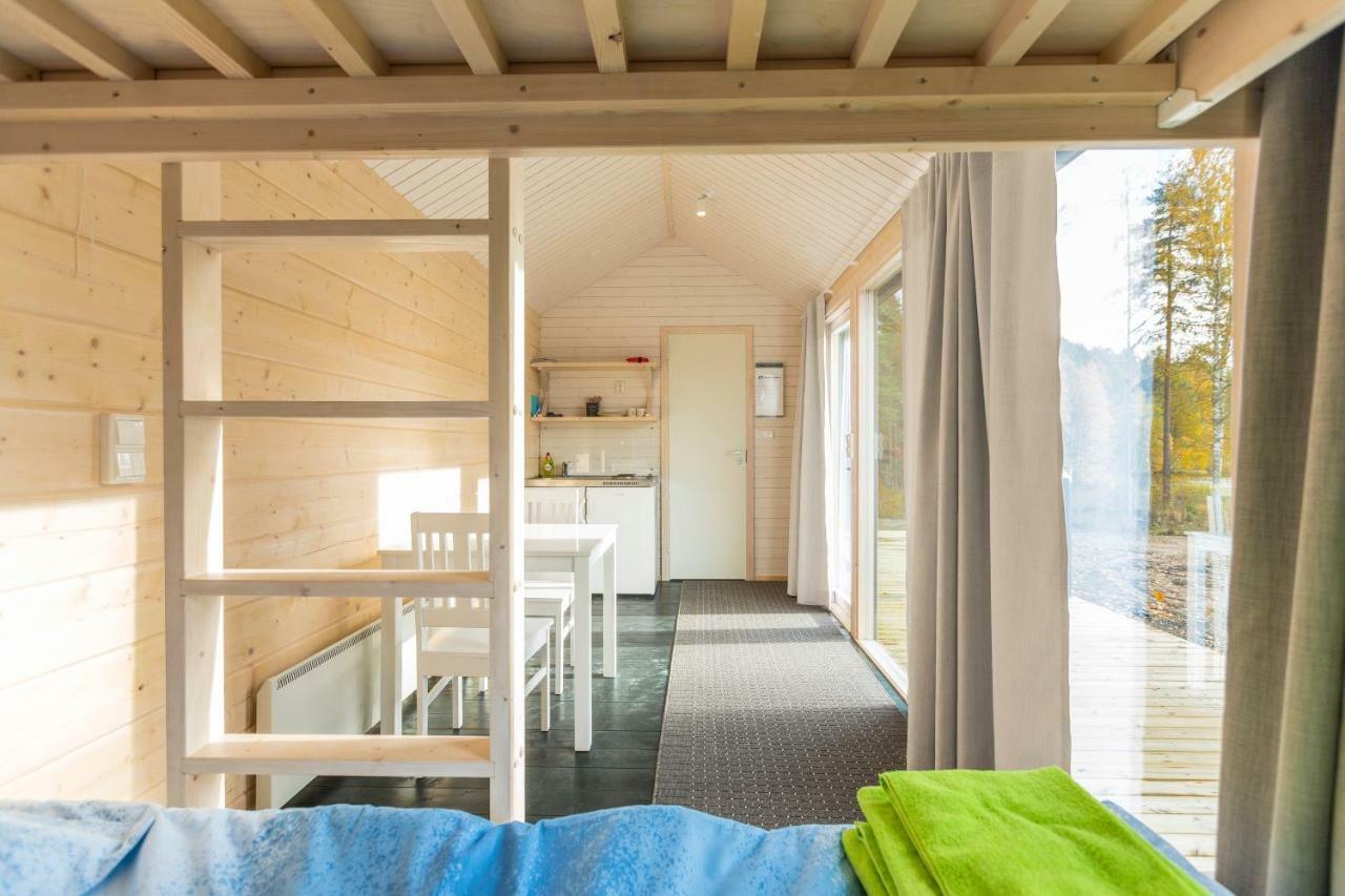 Niemenharjun Matkailukeskus Hotell Pihtipudas Exteriör bild